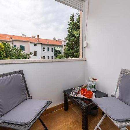 Luxury Apartment Set Split Exterior photo