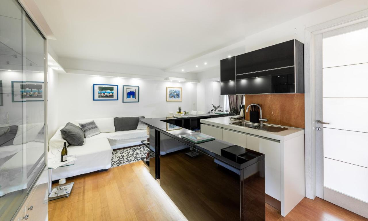 Luxury Apartment Set Split Exterior photo